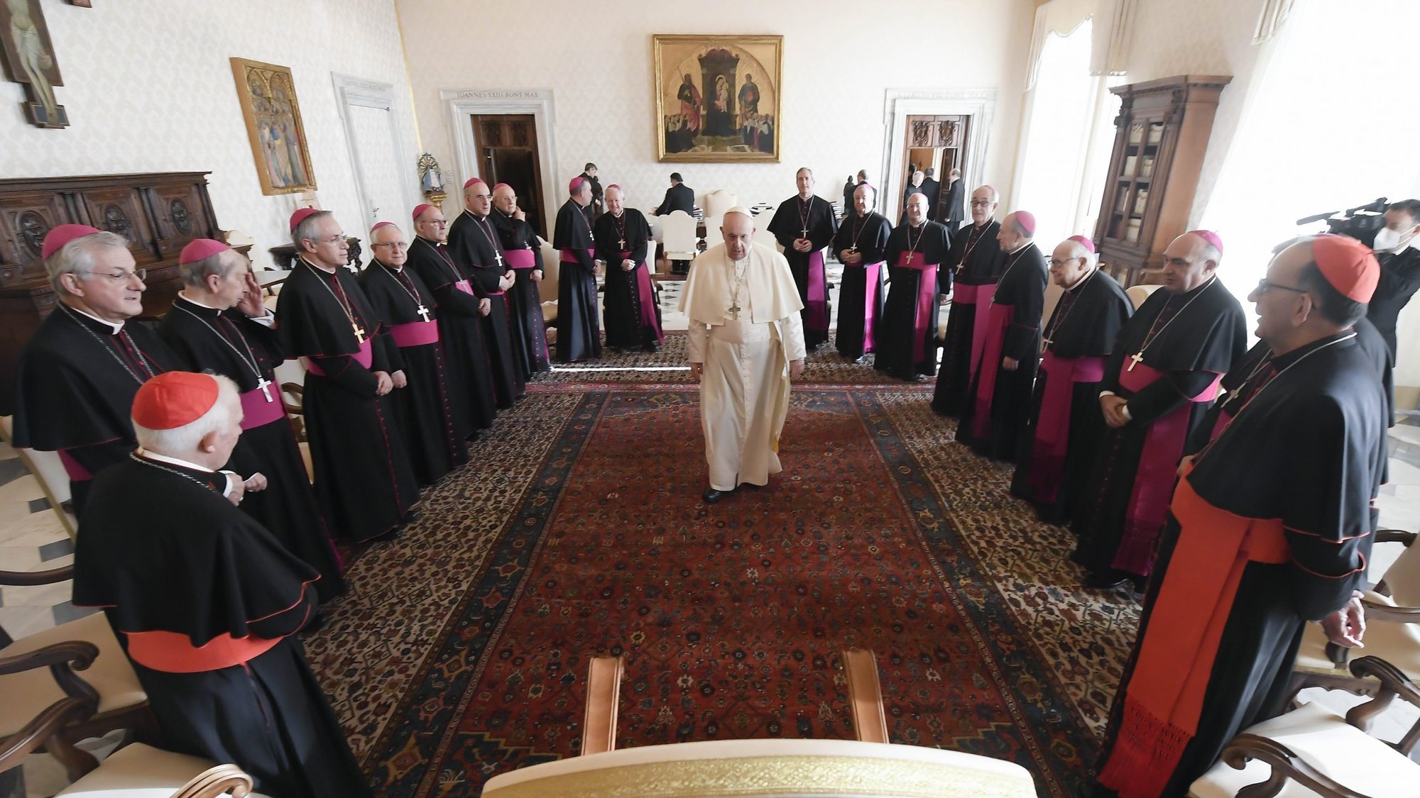 Pope Francis arrives for a meeting with Spanish bishops during their "ad limina" visits to report on the state of their dioceses, at the Vatican Jan. 14, 2022. (CNS photo/Vatican Media)