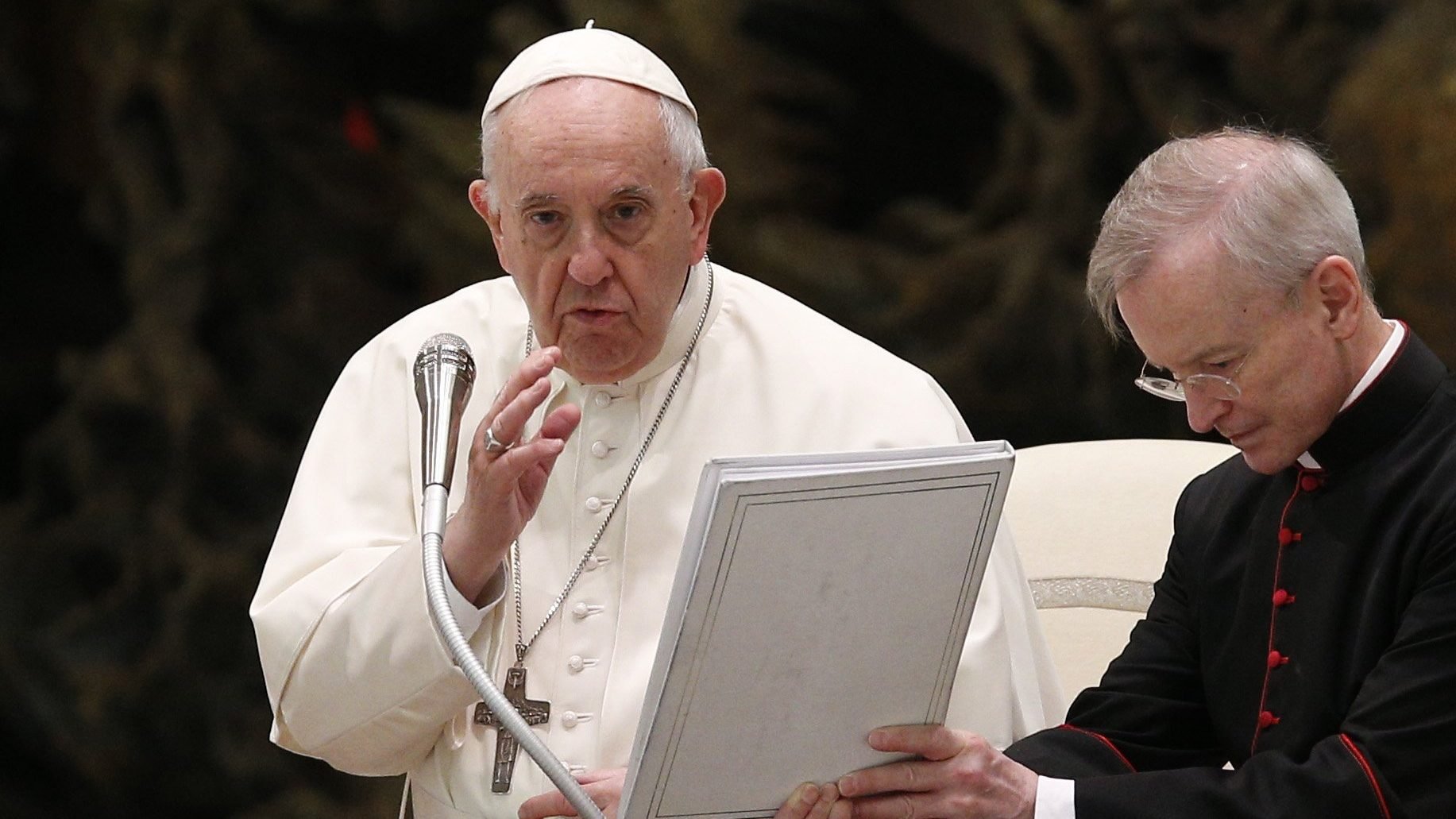 Pope Francis delivers his blessing during his general audience in the Paul VI hall at the Vatican April 13, 2022. (CNS photo/Paul Haring)