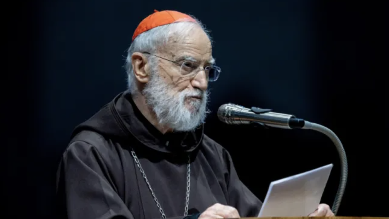 Cardinal Raniero Cantalamessa preaches at the Good Friday liturgy in St. Peter’s Basilica, April 15, 2022. (Daniel Ibáñez/CNA)