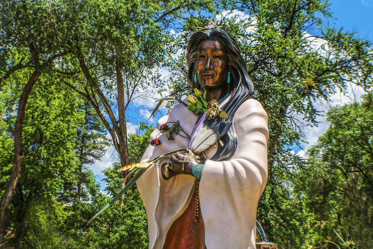 Bronze statue of St. Kateri Tekakwitha in Santa Fe, New Mexico. (Shutterstock)