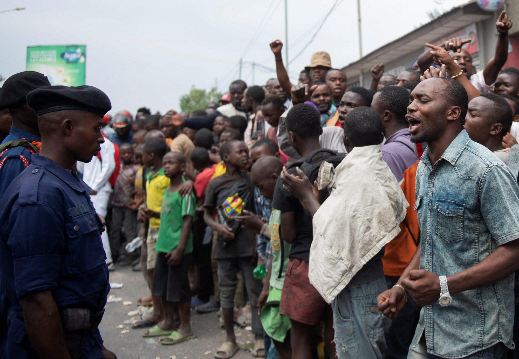 Congolese protesters face off with riot police outside the compound of a U.N. peacekeeping force's warehouse in Goma July 26, 2022. (CNS photo/Arlette Bashizi , Reuters)