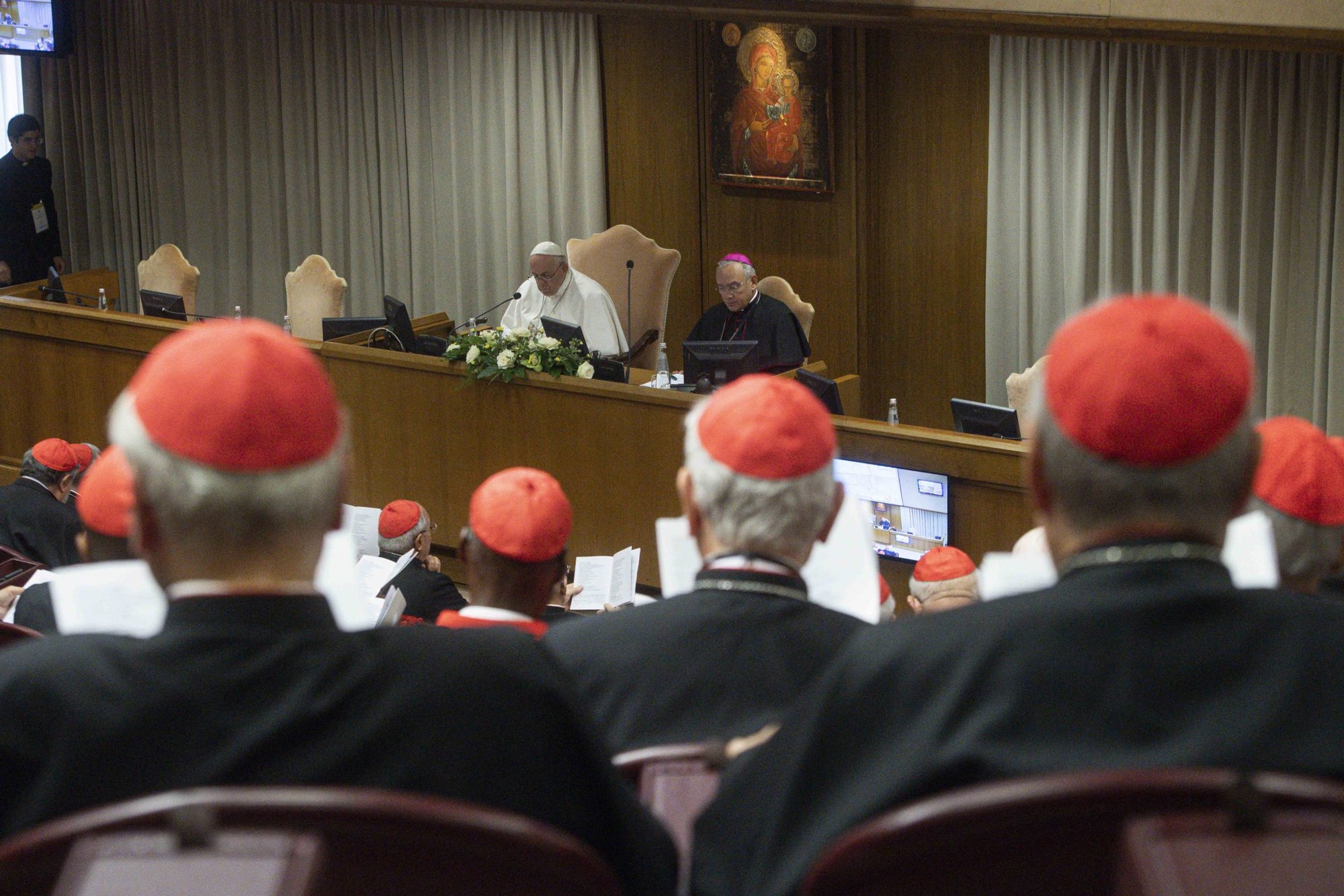 Pope Francis meets with cardinals at the Vatican Aug. 29, 2022. The meeting was to reflect on the apostolic constitution "Praedicate evangelium" (Preach the Gospel) on the reform of the Roman Curia. (CNS photo/Vatican Media)