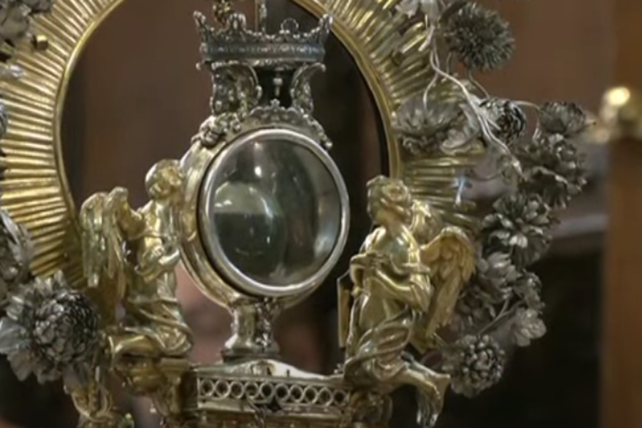 (Screenshot from Chiesa di Napoli YouTube channel via CNA)