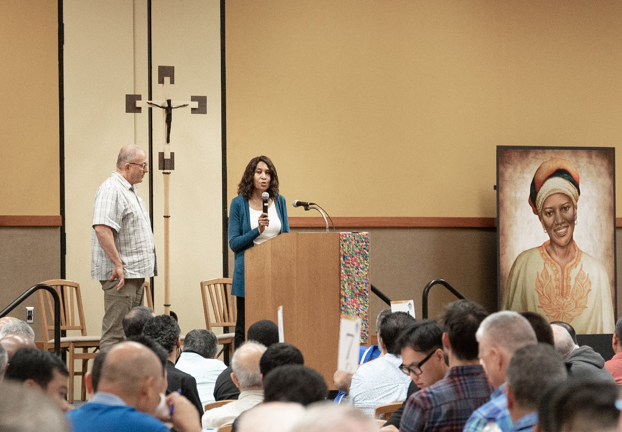 Cynthia Jones-Campbell gives a presentation to priests at the Archdiocese of LA’s Presbyteral Day gathering on Sept. 26, 2022. (Simon Kim/Archdiocese of LA)