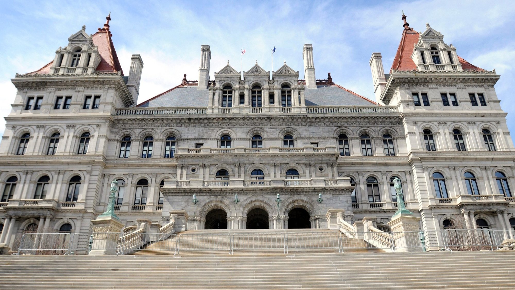 A file photo shows the front of the New York state Capitol in Albany. New York is now the first state to offer paid prenatal care leave to expectant mothers. As of Jan. 1, 2025, privately-employed New Yorkers will be able to receive an additional 20 hours of paid leave for prenatal medical appointments, fertility treatments and abortion. The law was the result of a bipartisan legislative effort and was signed into law by Gov. Kathy Hochul. (OSV file photo/Mike Crupi, Catholic Courier)
