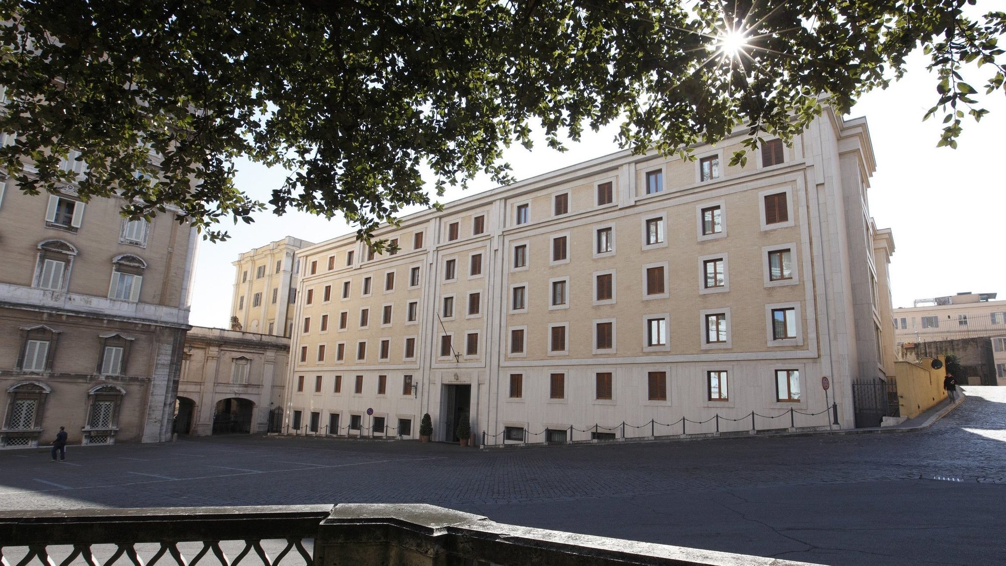 The Domus Sanctae Marthae, the residence where cardinal-electors will rest during the conclave, is pictured at the Vatican in this 2013 file photo. (CNS photo/Paul Haring) (Feb. 19, 2013) See CONCLAVE-RESIDENCE Feb. 19, 2013.