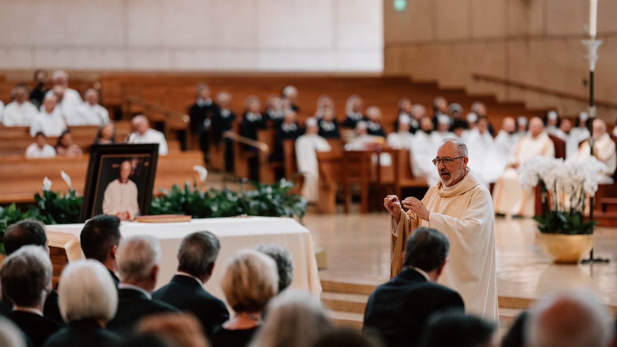 Father Ed Dover delivers the homily at the July 18, 2025 funeral Mass for Los Angeles Auxiliary Bishop Joseph Sartoris at the Cathedral of Our Lady of the Angels. (Peter Lobato)