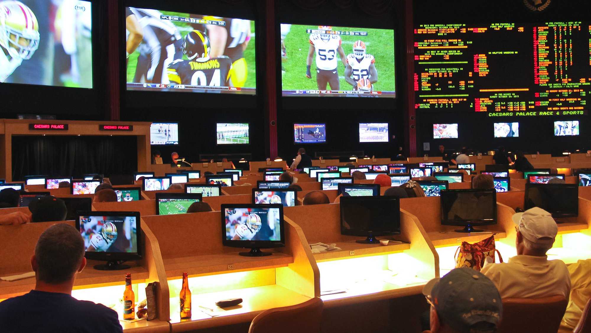 Sports betting at Caesar’s Palace in Las Vegas, Nevada. (Shutterstock)
