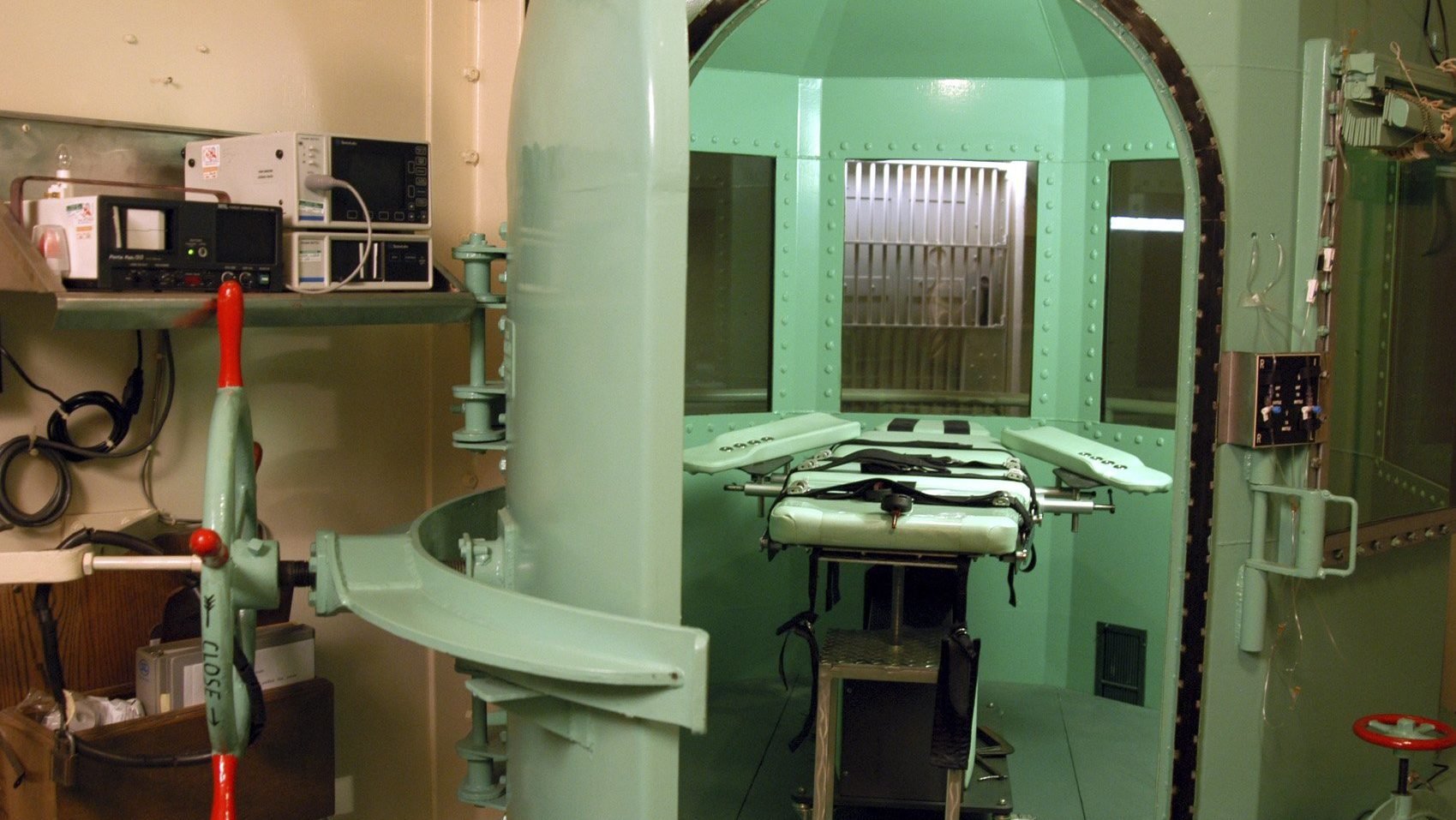 The execution chamber at San Quentin State Prison in California in this undated file photo. (CNS/courtesy of California Department of Corrections)