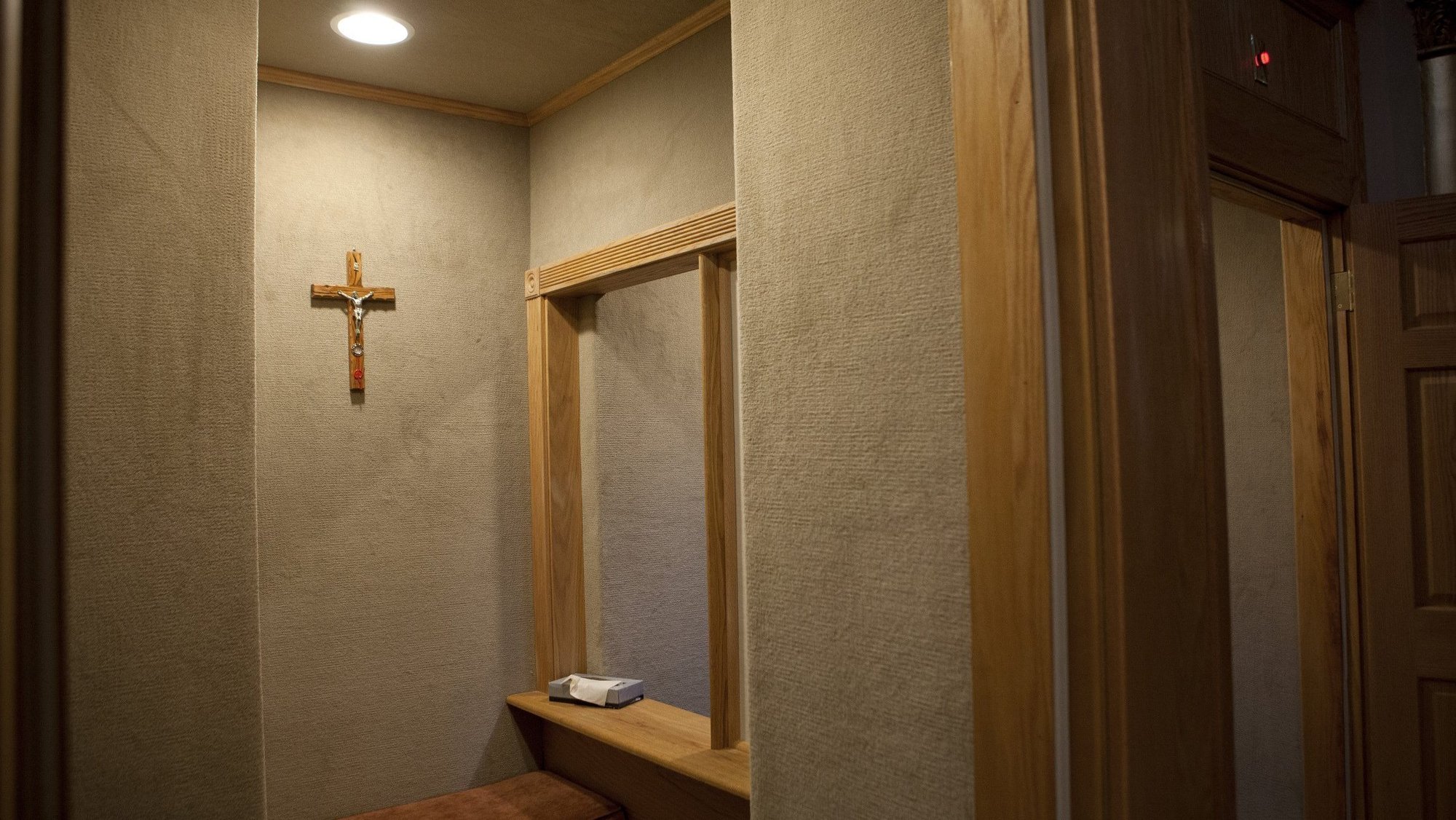 A confessional is seen in a file photo. A unanimous July 30, 2026, decision by Arizona's Supreme Court in a case involving the Church of Latter-day Saints upheld a broad definition of clergy-penitent privilege. The Catholic dioceses of Arizona -- Phoenix, Tucson and Gallup, New Mexico (which includes parts of Arizona) -- filed a friend-of-the-court brief in support of the Church of Jesus Christ of Latter-day Saints, along with other groups. (OSV News photo/Nancy Phelan Wiechec)