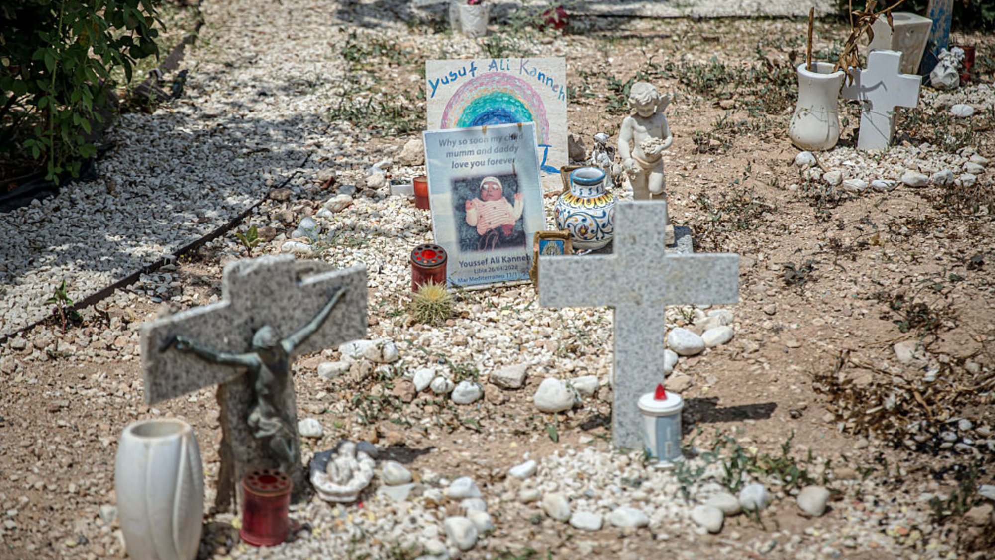 Crosses mark graves at a cemetery in Lampedusa that includes the bodies of people who have died in the Mediterranean Sea. (EWTN News/Sally Hayden/SOPA Images/LightRocket via Getty Images)