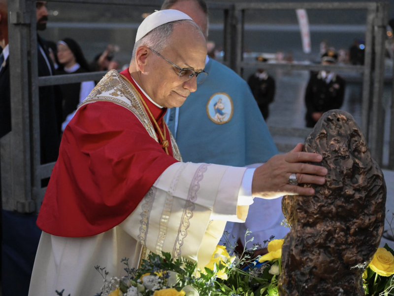 Never Let Injustice, Evil in the World Corrupt Your Heart, Pope Tells Faithful