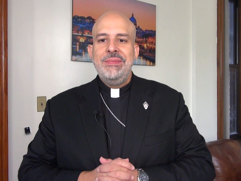 El obispo Joseph Espaillat presentará Cumbre Bíblica Católica en español | Bishop Joseph Espaillat Will Present Catholic Bible Summit in Spanish