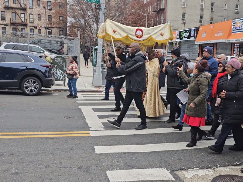 Christ the King Church in the Bronx Holds Street Procession on Feast Day