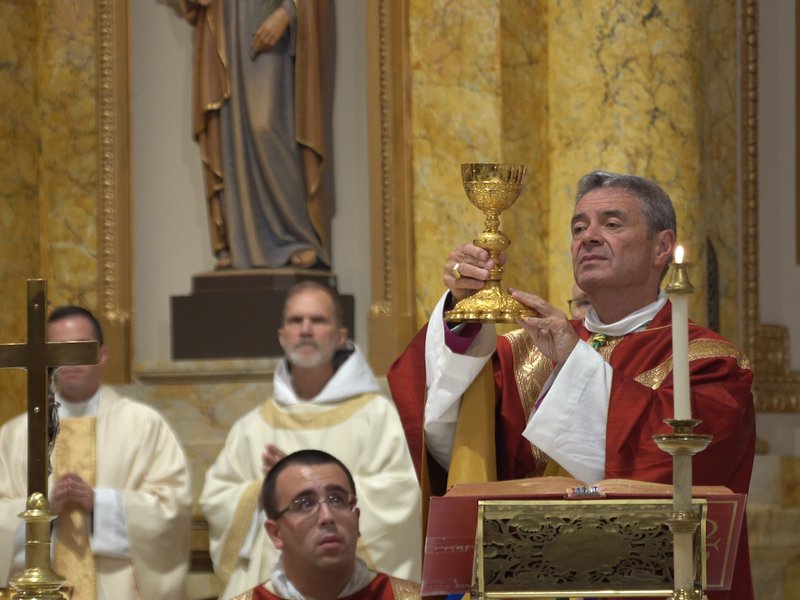 St. Joseph’s Seminary Welcomes New Students and Faculty at Mass of the Holy Spirit