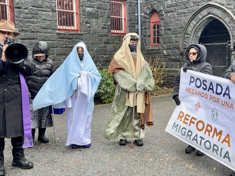 Bronx Posada Seeks Immigration Reform