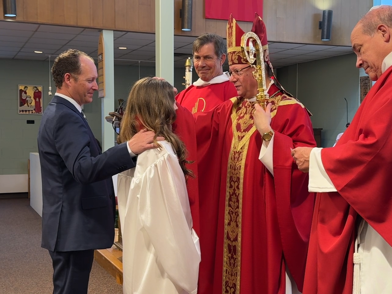 Bishop Colacicco Celebrates Confirmations at Holy Cross Parish in Middletown