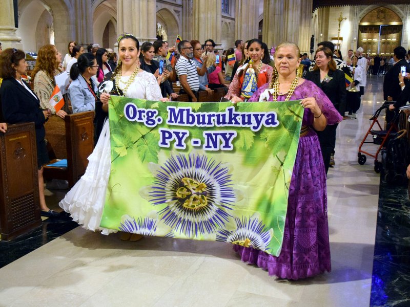 Arquidiócesis Conmemora el Mes de la Herencia Hispana con Misas y Eventos Especiales