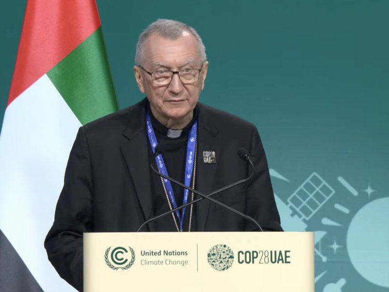 Pope Calls World Leaders to End Divisions to Fight Climate Change