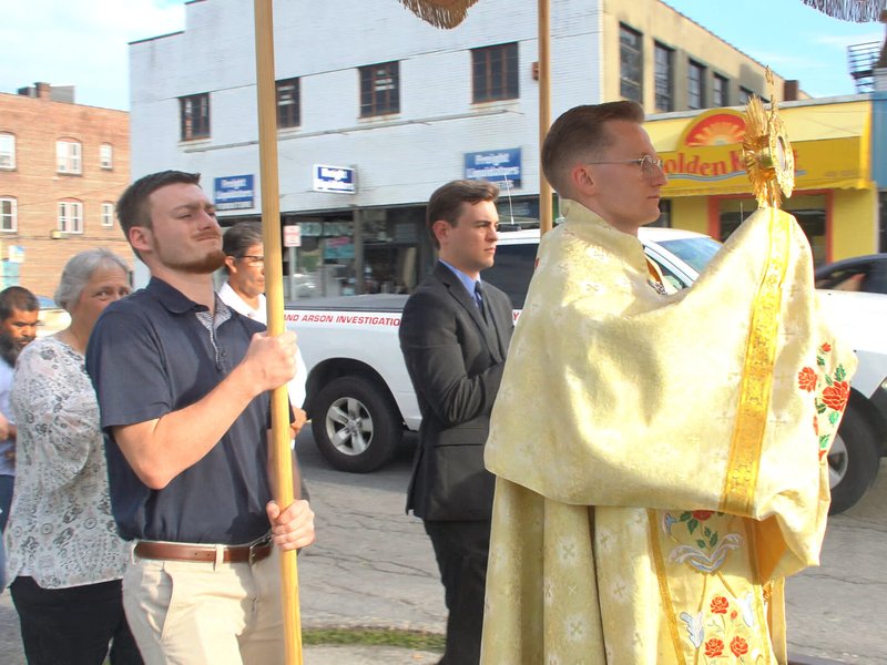 Eucharistic Procession through the Streets of Poughkeepsie Celebrates the National Eucharistic Revival