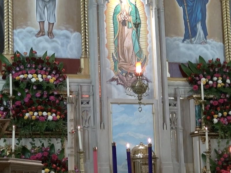 Cardenal Timothy Dolan devela imágenes de San Juan Diego y Nuestra Señora de Guadalupe | Cardinal Timothy Dolan unveils images of Saint Juan Diego and Our Lady of Guadalupe