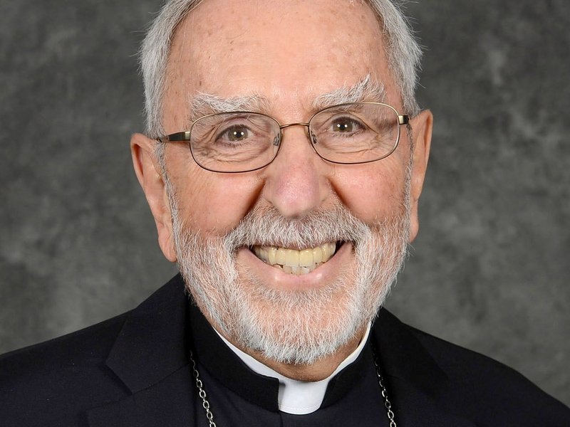 De estudiante de secundaria a arzobispo: dos sacerdotes recuerdan al arzobispo designado Hicks