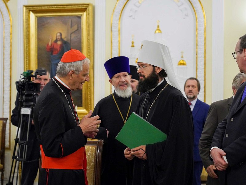Our Churches Must Serve Peace, Russian Orthodox Leader Tells Cardinal