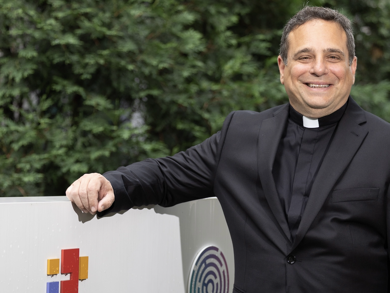 New York Priest Takes on Presidency of Chicago's Catholic Theological Union