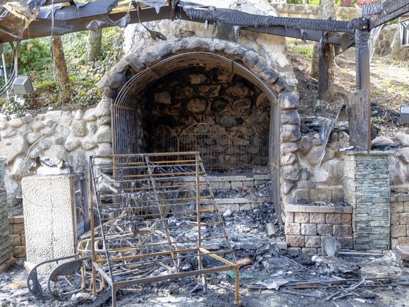 Incendio provocado en santuario de Nuestra Señora De Guadalupe de Illinois deja a la comunidad ‘profundamente herida’, dice rector