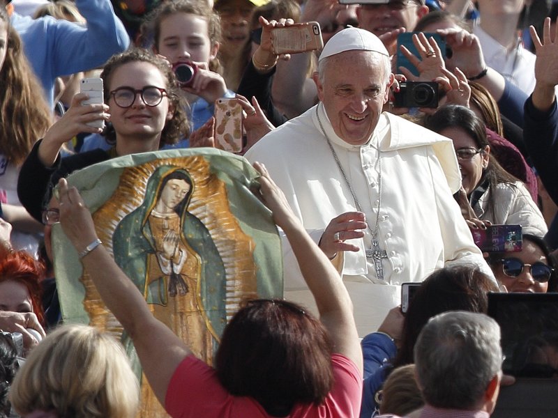 Guadalupe Shows How Faith is Shared Simply, with Respect, Pope Says