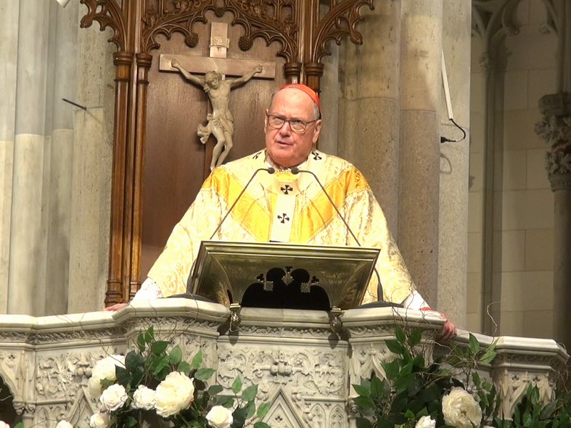 Cardinal Dolan Celebrated Easter Mass at St. Patrick's Cathedral | El Cadenal Dolan celebró la Misa de Pascua en la Catedral San Patricio