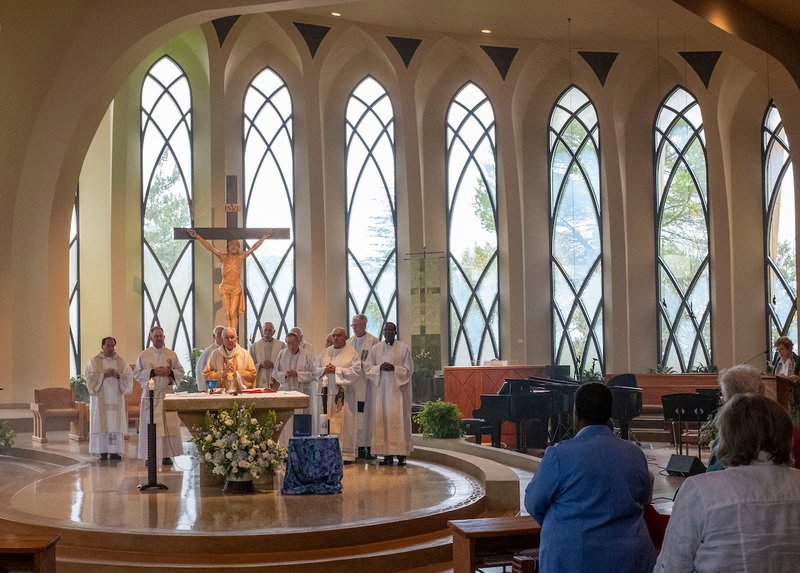 Archbishop Gomez celebrates Mass at St. John Fisher Church.