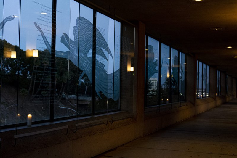 Candles were lit in support of medical workers and their families along the edge of the Cathedral of Our Lady of the Angels plaza overlooking the 101 freeway in downtown Los Angeles. (Sarah Yaklic)