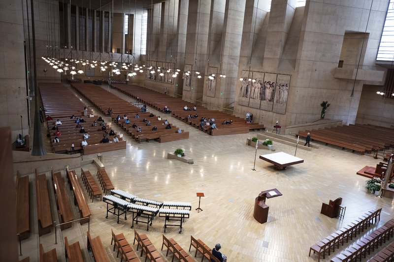 Archbishop José H. Gomez celebrated his first Mass with faithful present at the Cathedral of Our Lady of the Angels June 7. Public Masses throughout the Archdiocese of Los Angeles had been suspended since March 16 amid the COVID-19 pandemic. (Victor Alemán)
