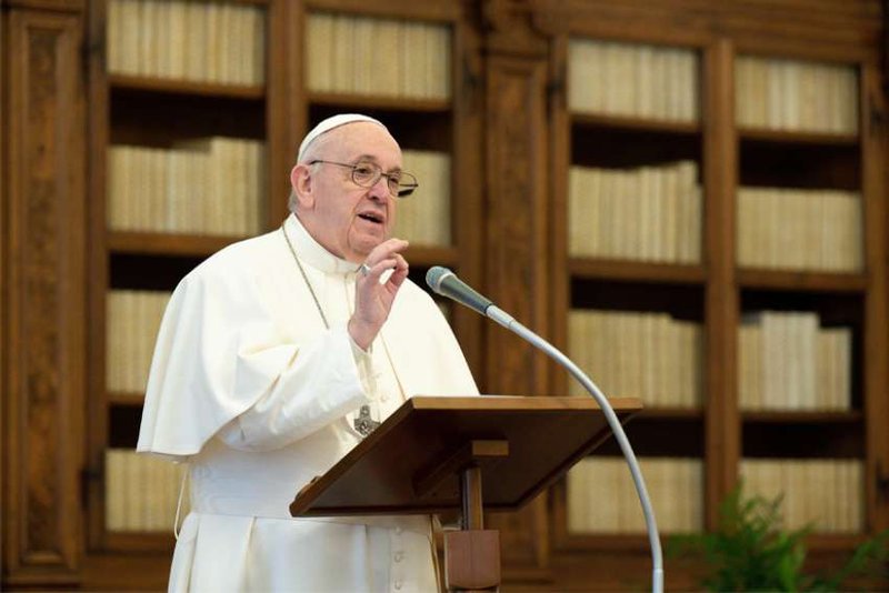 El Papa Francisco dirige el Angelus el 17 de enero de 2021, Foto de CNS/Medios vaticanos.