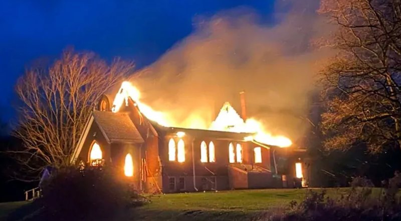 Iglesia incendia en Canadá / Crédito: Policía Provincial de Ontario