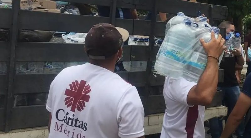 Labor solidaria de Cáritas en Mérida, Venezuela, tras las lluvias. (Foto: Cáritas Mérida.)
