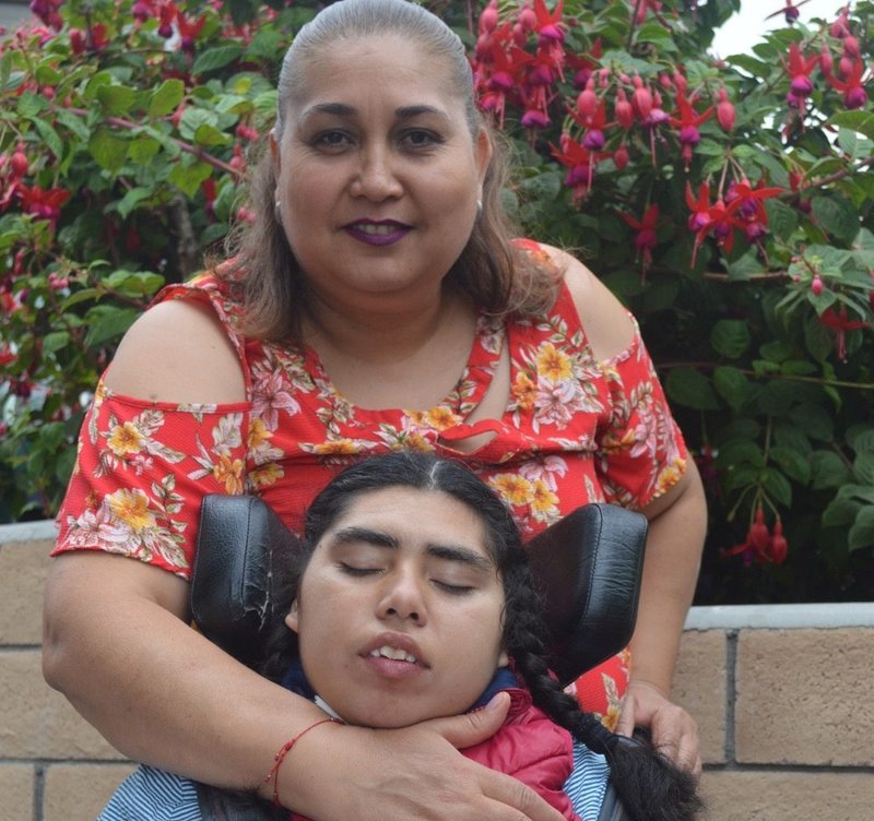 Fabiola y Evelyn. (Foto Dennis Appel)