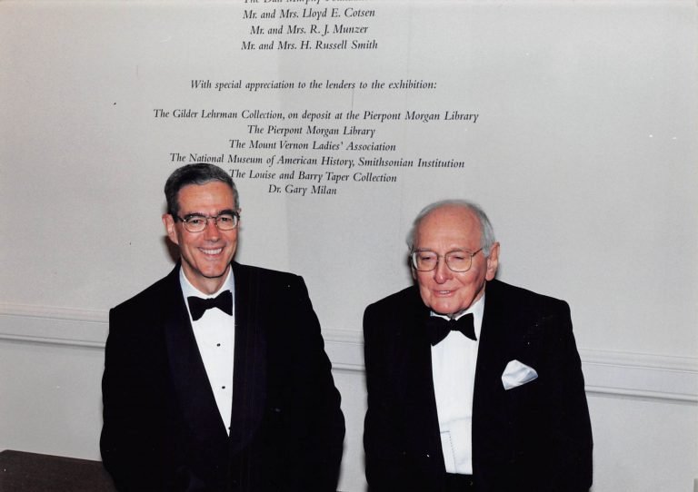 Richard Grant con su predecesor, Sir Daniel J. Donohue, que fue presidente de la Fundación Dan Murphy durante más de 40 años.