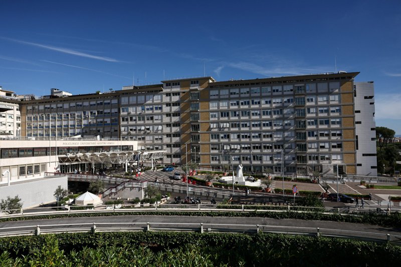 Vista general del Hospital Gemelli de Roma, el 11 de octubre de 2026. El Vaticano confirmó que el papa León XIV ingresará en el Hospital Gemelli el 13 de octubre para someterse a una cirugía pulmonar, por lo que se cancelaron varias apariciones públicas y reuniones previstas para la próxima semana. (Foto de OSV News/Matteo Minnella, Reuters)