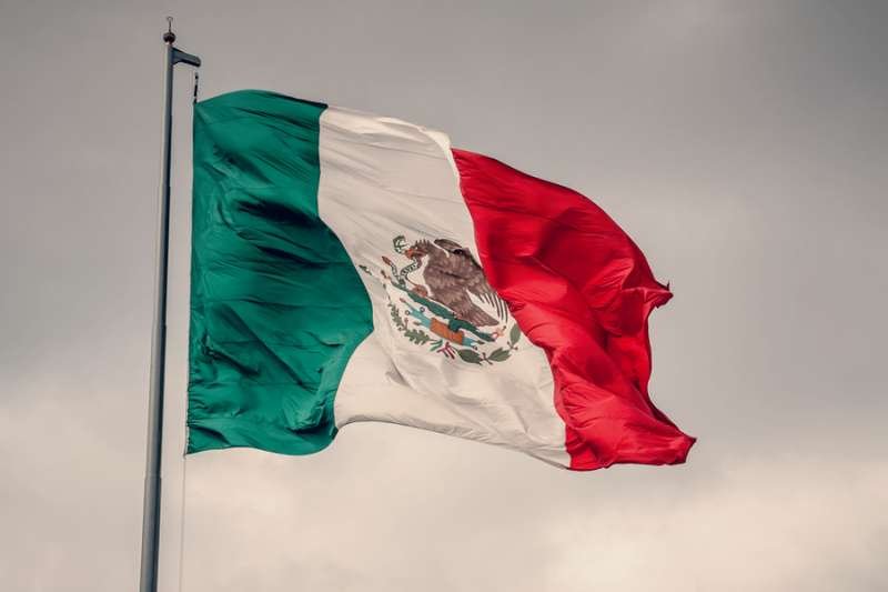 Mexican flag. Credit: Daniel Carnielli / Shutterstock.