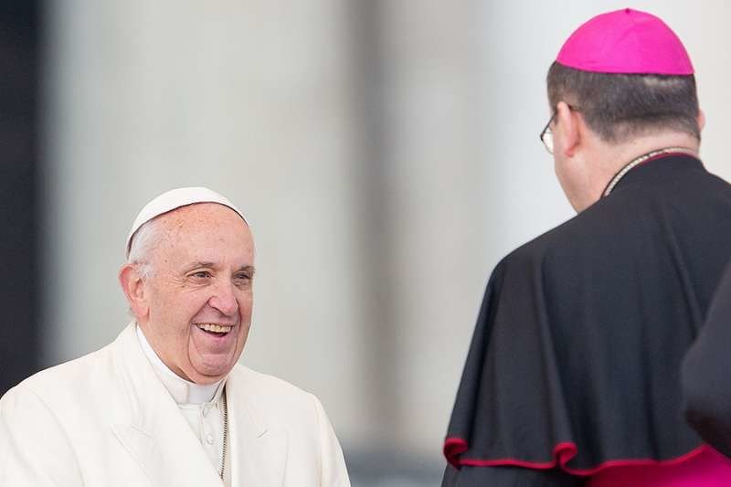 Pope Francis greets bishops. Credit: Daniel Ibanez/CNA