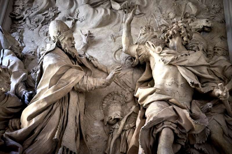 Chalk model with Pope Leo I stopping the invader Attila the Hun
