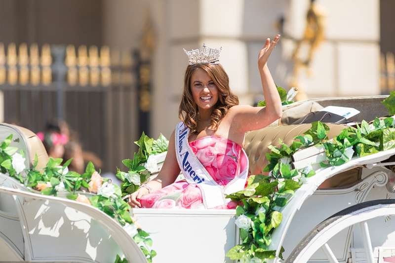 Miss America in the 2018 National Cherry Blossom Parade. Credit: Roberto Galan/Shutterstock.