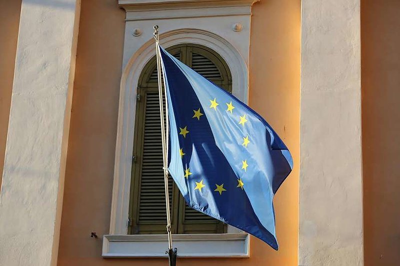 The flag of the European Union flying in Rome. Credit: Bohumil Petrik/CNA.