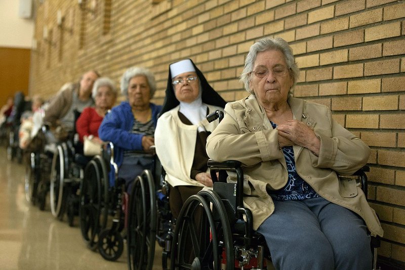 Women at Santa Teresita