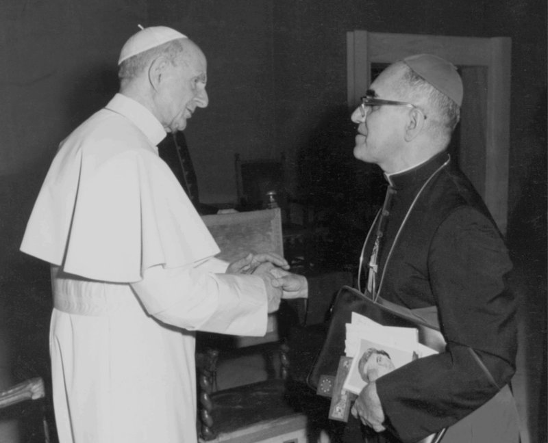 Blesseds Paul VI and Oscar Romero are two of seven new saints Pope Francis will canonize Oct. 14 at the Vatican. They are pictured in an undated photo. (CNS photo/Equipo Maiz