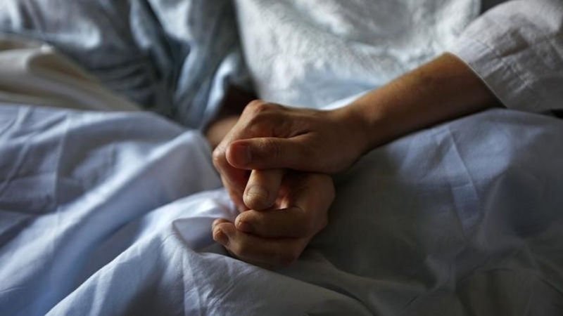 elderly patient hand