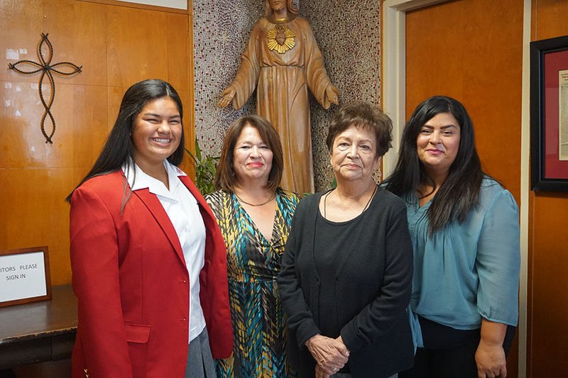 Jade Quiles (left)