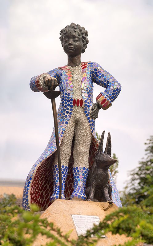 A sculpture in Kyiv